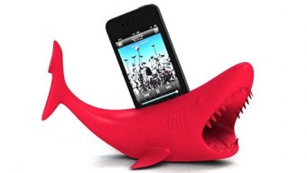 iShark, lo speaker per iPhone a forma di squalo