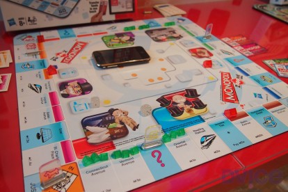 Monopoly e altri giochi da tavolo interagiranno presto con l’iPhone!