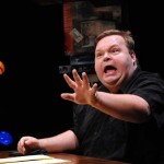 Mike Daisey risponde alle accuse sul suo pezzo in “This American Life”