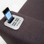 Zenzero: un divano con dock station e stereo integrati per iPhone ed iPod