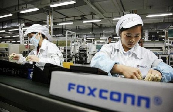 Foxconn è interessata alla tecnologia di Sharp per produrre display per iPhone