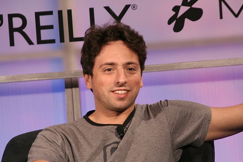 Sergey Brin ritratta parzialmente le dichiarazioni in cui accusava Apple e Facebook di essere le minacce all’internet libero