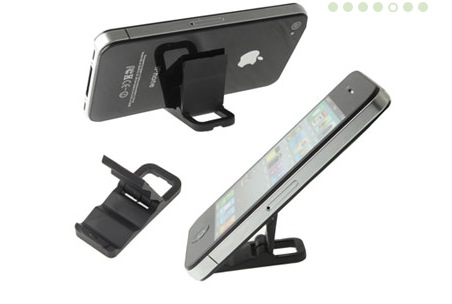 Kit per iPad e iPhone con caricatore 3 in 1, pellicola, button sticker, custodia o supporto da tavolo a 19,90 €