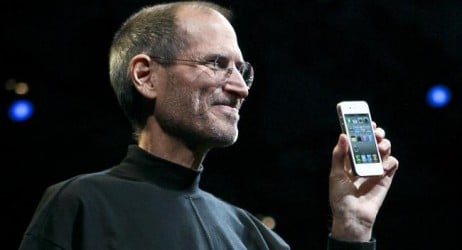 Bill Clinton, Al Gore ed altri personaggi pubblici hanno creato un video tributo a Steve Jobs da presentare ai Webby Awards