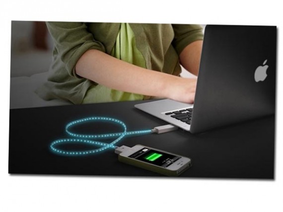 Blue LED Light USB: il cavo di ricarica della USBfever