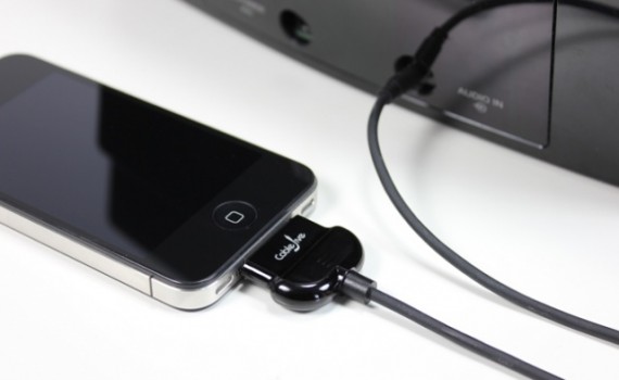 CableJive LineOut Pro, un cavo line out audio che si connette al connettore a 30pin dell’iPhone