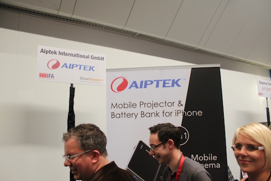IFA 2012: Aiptek, proiettori con batteria per iPhone e iPad