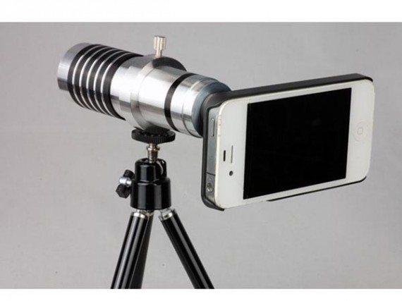 Zoom ottico 14X su iPhone 4 e 4S con un accessorio targato USBFever