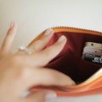 Everpurse, la borsa con tasca interna che ricarica l’iPhone