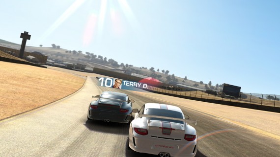 EA svela la prima live demo di Real Racing 3, ottimizzata per iPhone 5