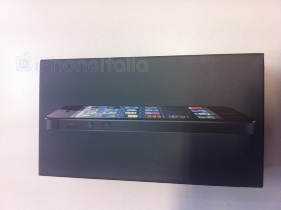 Ecco il primo unboxing di un iPhone 5 italiano in anteprima su iPhoneItalia!