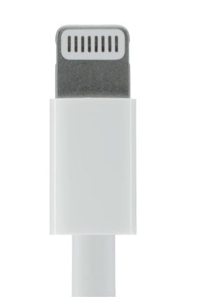 Il connettore Lightning dell’iPhone 5 supporta nuovi accessori e può ospitare i dispositivi USB