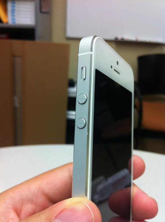 Apple chiede alla Foxconn maggiori controlli sugli iPhone 5