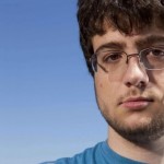 Comex, l’hacker dietro JailbreakMe e Spirit, licenziato da Apple per non aver risposto ad una mail