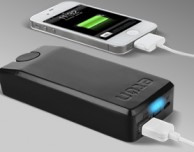 Eton lancia la batteria per iPhone che si ricarica a manovella