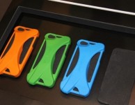 CES 2013: ecco Ampjacket, la custodia amplificatrice