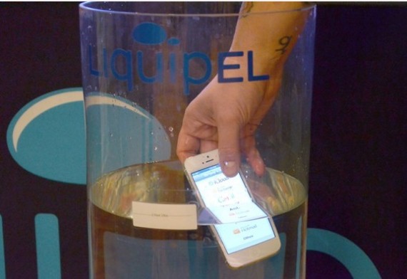 CES 2013: Liquipel 2.0, il trattamento che rende l’iPhone un dispositivo impermeabile