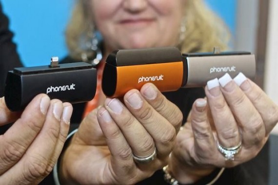 CES 2013: PhoneSuit presenta la nuova linea di batterie esterne per iPhone