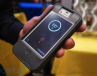 CES 2013: arriva la custodia con batteria integrata di Otterbox per iPhone 5