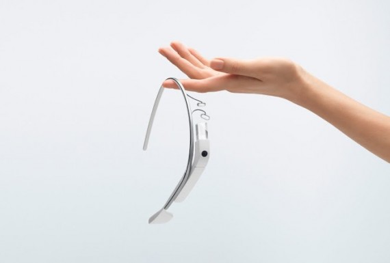 I Google Glass si potranno collegare via Bluetooth con l’iPhone