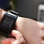 Lo smartwatch Pebble è finalmente compatibile con iOS 7