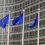 L’Unione Europea vuole vederci chiaro: cartello degli operatori per i contratti iPhone?