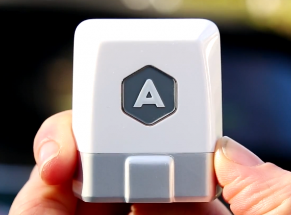 “Automatic Link”, un fantastico accessorio che porta la diagnostica di bordo delle nostre auto sui nostri iPhone