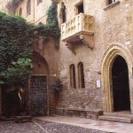 Con Leaveon puoi lasciare dei messaggi virtuali alla casa di Giulietta in quel di Verona