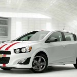 Chevrolet trasmette un nuovo spot per pubblicizzare l’arrivo di “Eyes Free” di Siri nella 2013 Sonic