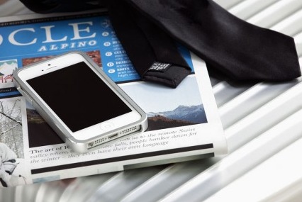 AluFrame di Just Mobile: il bumper in alluminio per iPhone 5