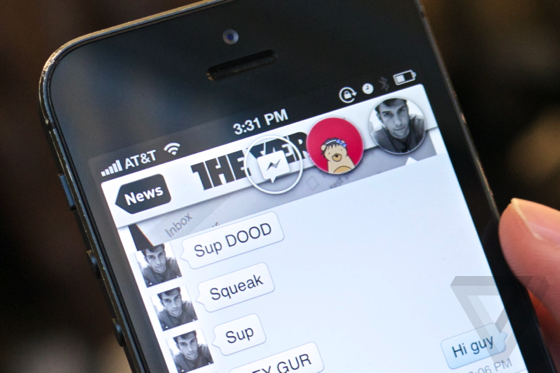 Le “Chat Heads” e gli “Stickers” di Facebook per iPhone diventeranno presto system-based e si potranno utilizzare ovunque – Cydia