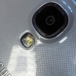 Anche Samsung vuole abbandonare la plastica per competere qualitativamente con Apple e HTC