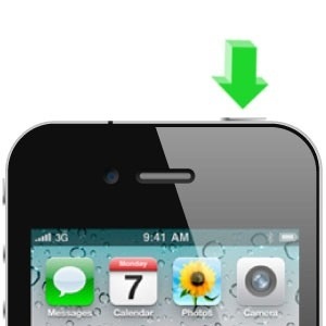 Possessori di iPhone 4 presentano una class action contro Apple per via del tasto power difettoso