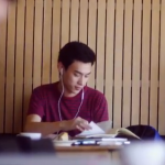 Apple lancia un nuovo spot per l’iPhone 5: “Music Every Day”