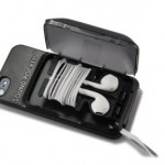 Arriva la custodia con alloggiamento per auricolari