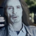 Nokia considera gli utenti iPhone degli zombie nel suo ultimo spot…
