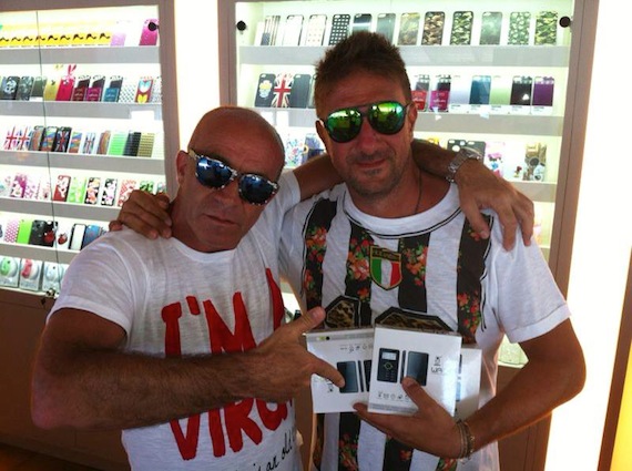 1005786_10151560079304632_939261292_n