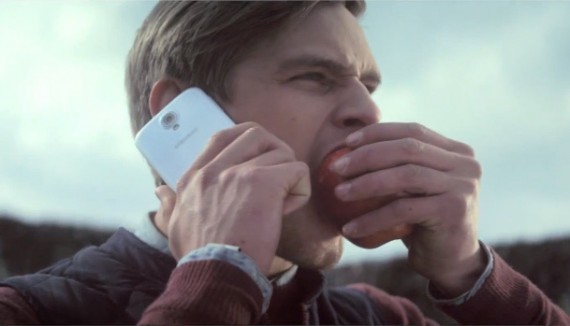 Samsung e lo spot anti-Apple più strano che possiate immaginare!