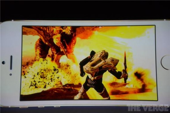 Infinity Blade 3 accompagna l’annuncio dell’iPhone 5S