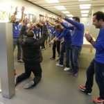Spie Samsung negli Apple Store per il lancio dei nuovi iPhone