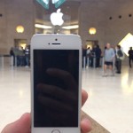 “iPhone 5S/5C Day One” – iPhoneItalia vola a Parigi: segui la diretta con noi! [LIVE TERMINATO]