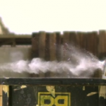 iPhone 5s messo alla prova con cadute, acqua ed un fucile calibro .50