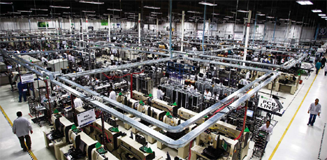 Flextronics accusata di aver assunto lavoratori sfruttati in Asia