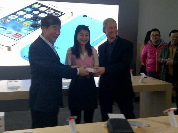 Tim Cook dalla Cina: grandi cose in arrivo nel 2014, e sull’iPhone 6…