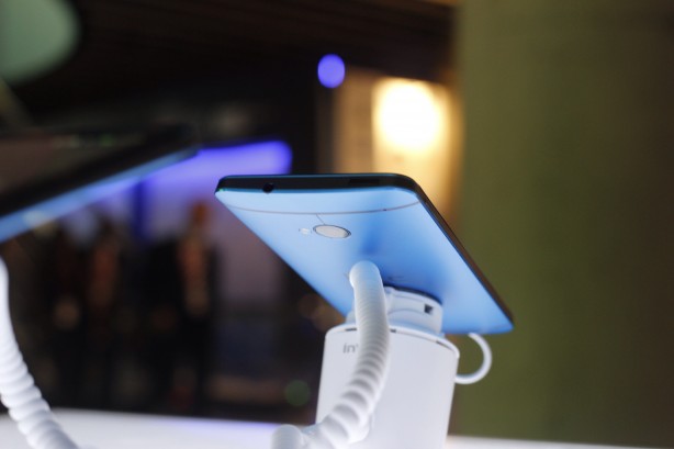 I nuovi HTC One colorati presenti a Barcellona – MWC 2014