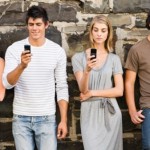 Cosa cercano uomini e donne in uno smartphone?