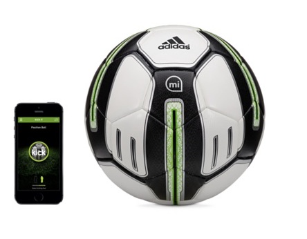 pallone adidas micoach