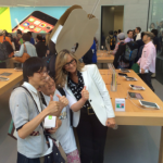 Angela Ahrendts e i suoi piani per migliorare gli Apple Store