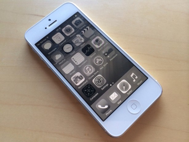 Accessibilità in iOS 8: zoom migliorato e scala di grigi