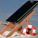 Cellulari e vacanze: 10 consigli per risparmiare anche centinaia di euro